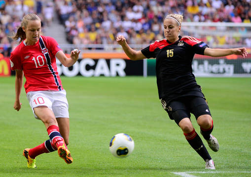 Norges Caroline Hansen och Tysklands Jennifer Cramer i