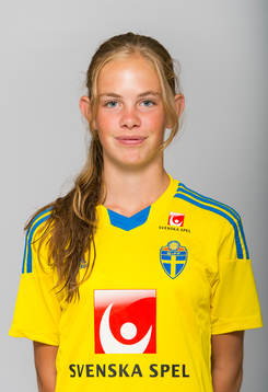 Lovisa Norrby, spelare i F15/98-landslaget