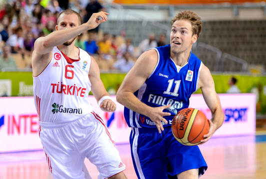 Turkiets Sinan Guler jagar