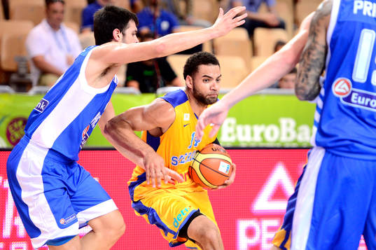 Sveriges Jeffery Taylor i matchen mellan Sverige och