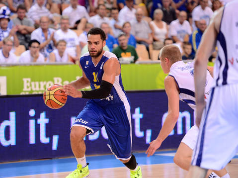 Kenneth Grant i matchen mellan Finland och Sverige