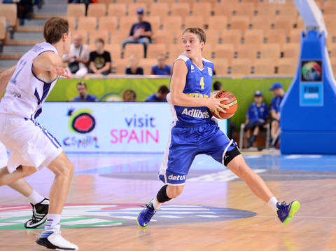 Ludvig Håkanson i matchen mellan Finland och Sverige