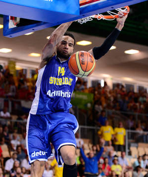 Sveriges Jeffery Taylor i matchen mellan Ryssland och