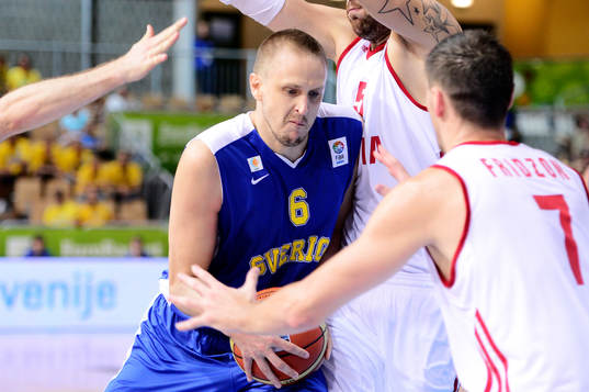 Sveriges Joakim Kjellbom i matchen mellan Ryssland och