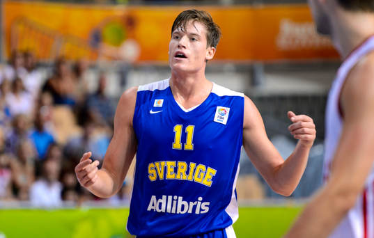 Sveriges Jonas Jerebko i matchen mellan Ryssland och Sverige