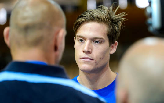 Sveriges Jonas Jerebko blir intervjuad på en träning