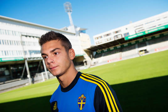 Alexander Kacaniklic blir intervjuad