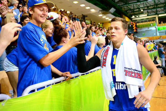 Sveriges Viktor Gaddefors tackar publiken