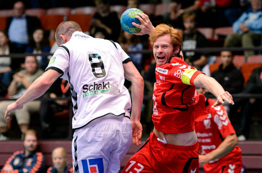 GUIFs Haukur Andresson laddar för skott