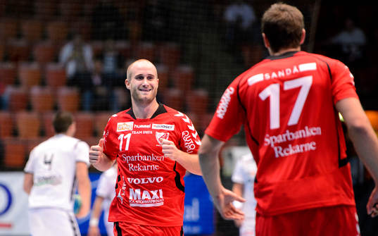 GUIFs Mathias Tholin jublar