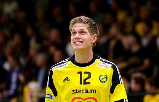 Sävehofs målvakt Peter Johannesson deppar