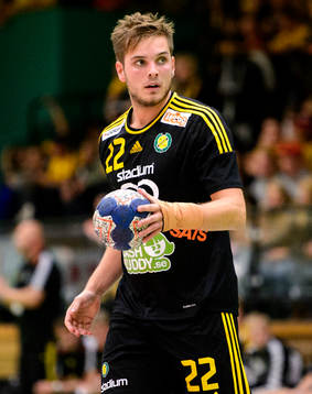 Sävehofs Eric Forsell-Schefvert med bollen