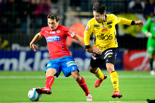 Helsingborgs Ardian Gashi och Elfsborgs Mikkel Beckmann