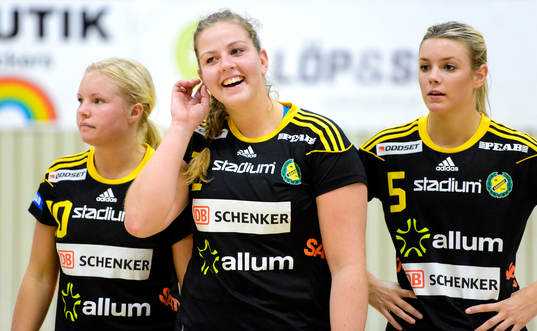 Sävehofs Jenny Wikensten, Birna Haraldsdottir och Hanna