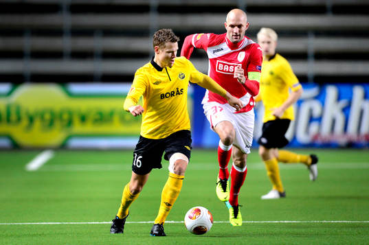 Elfsborgs Viktor Claesson och Standard Lieges Jelle van