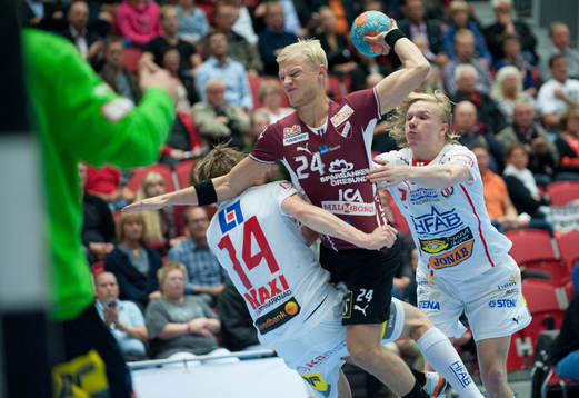Hampus Jildenbäck, Lugi, skjuter mot Robert Bladh, Drott