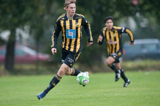 IFK Hässleholms Filip Ranmo i matchen i division 3 mellan