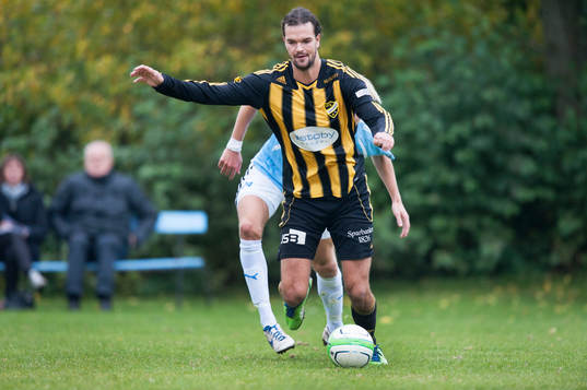 IFK Hässleholms Filip Thurn i matchen i division 3 mellan
