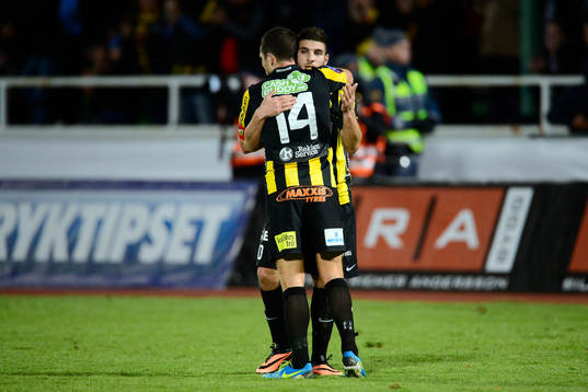 Häckens Moestafa El Kabir Martin Ericsson kramar om