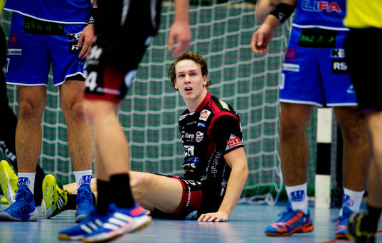Malmös Hampus Svännel deppar