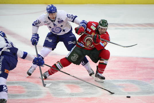 Leksands Pär Edblom och Frölundas Joel Lundqvist