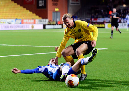 Esbjergs Jonas Knudsen och Elfsborgs Niklas Hult