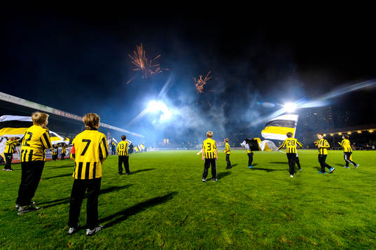 Bläddra bland fler bilder av Fotboll, Allsvenskan, Häcken - Halmstad