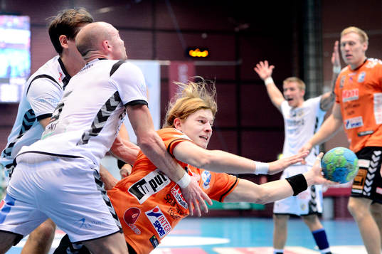 Kristianstads Andreas Cederholm kliver fram