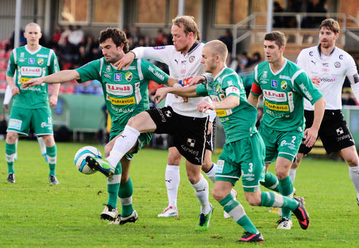 Ljungskiles Aleksandar Kitic och Patrick Hopkins och