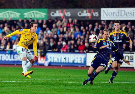 Falkenbergs Calle Wede gör 3-1