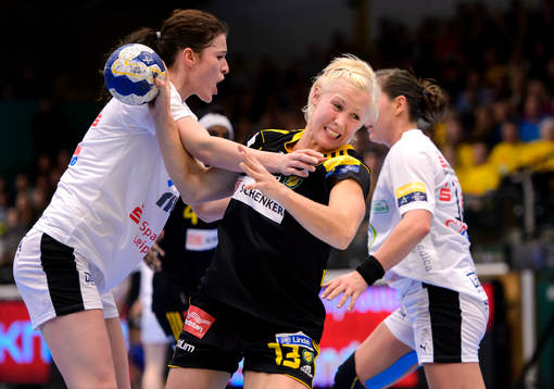 Sävehofs Elin Karlsson i kamp på linjen
