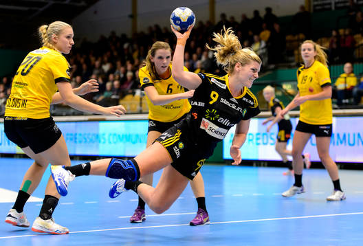 Sävehofs Frida Tegstedt laddar för skott