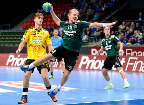 Önnereds Rasmus Nilsson laddar för skott