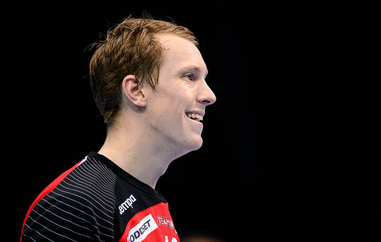Alingsås målvakt Mikael Aggefors ser glad ut