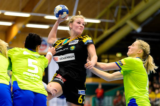 Sävehofs Ida Odén laddar för skott
