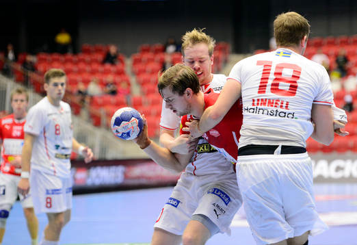Aalborgs Niclas Andreas Barud och Drotts Magnus Persson och