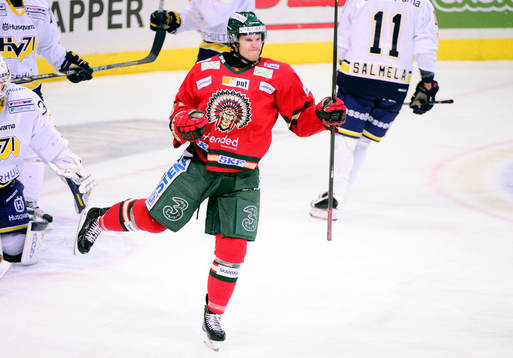 Frölundas Anton Axelsson jublar