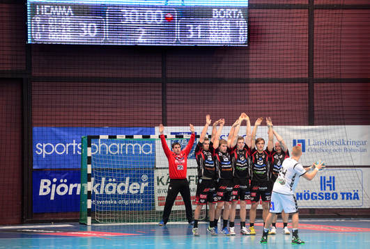 Redbergslids Linus Arnesson gör 31-31 i matchens sista