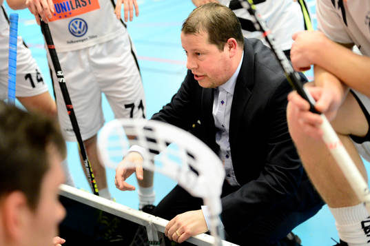 Caperio Täbys tränare Mikael Lemker