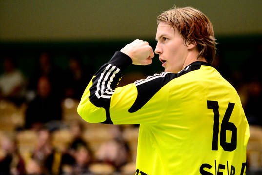 Sävehofs målvakt Niklas Kraft jublar