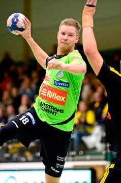 Rimbos Jeff Tollbring letar skott