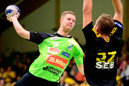 Rimbos Jeff Tollbring letar skott