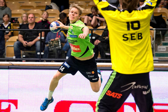 Rimbos Fredrik Johansson skjuter