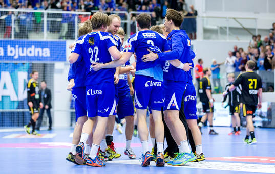 under handbollsmatchen i elitserien mellan Alingsås och