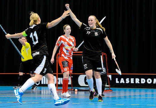 Täbys Josefin Ulvhag gör 5-7 i slutskedet av matchen