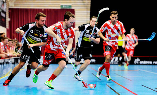Linköpings Johan Gustafsson och Pixbos Emil Julkunen