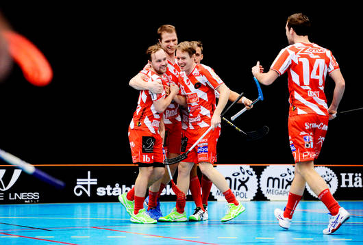 4 - 2 målet av Pixbos Emil Julkunen