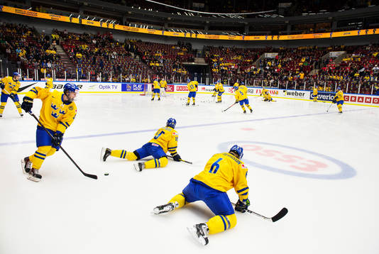 Sveriges lag värmer upp