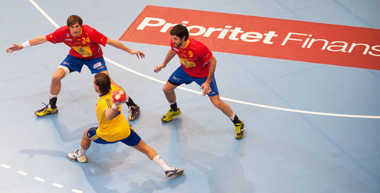 Sveriges Mattias Zachrisson i handbollslandskampen mellan