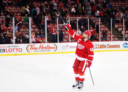 Detroits Henrik Zetterberg jublar